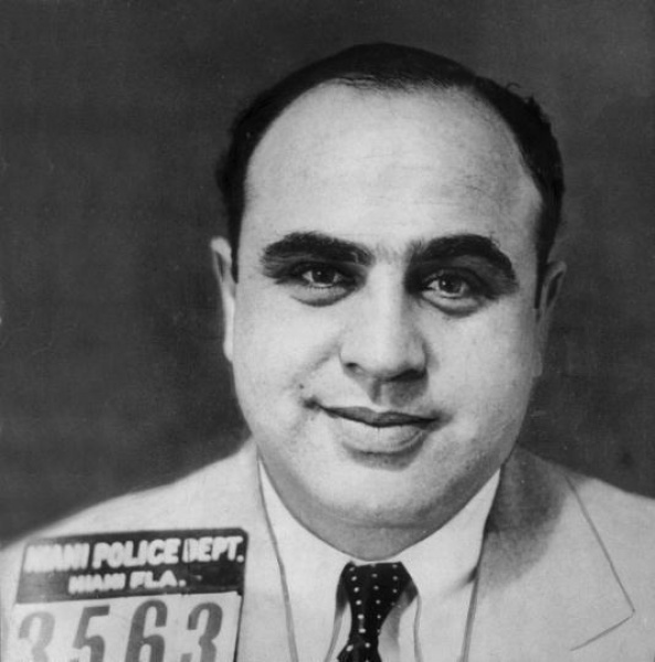 Al Capone Mug Show
