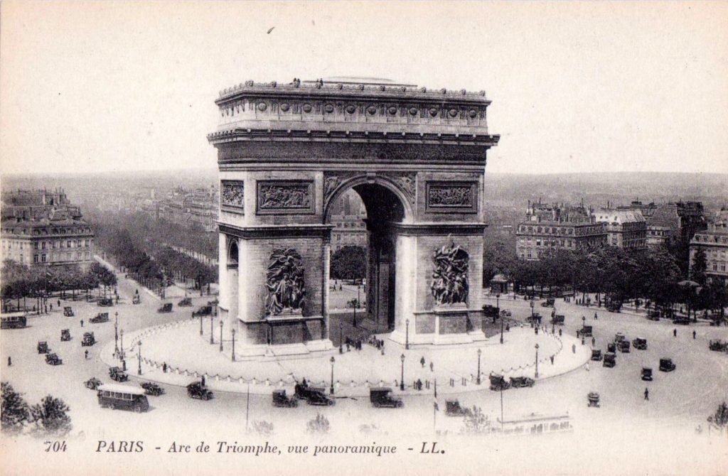 Arc de Triomphe Postcard from 1920